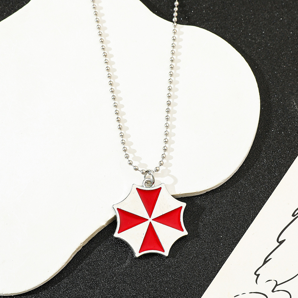 Vintage Fashion Jewelry - Naszyjnik z zawieszką w kształcie czerwonego