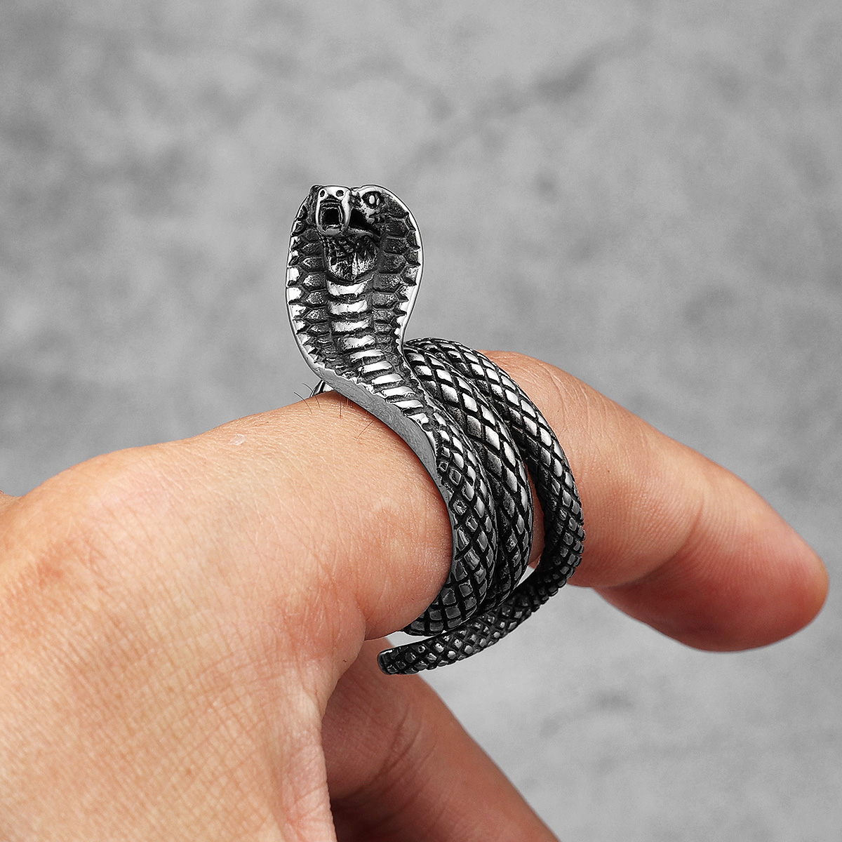 Snake Cobra Animal Men Rings S – Vintage Fashion Stuff recenzja i cena